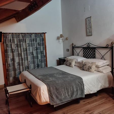 Puerta Al Duraton Bed & Breakfast Sebulcor ภายนอก รูปภาพ