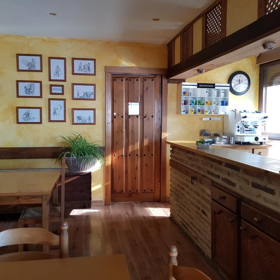 Puerta Al Duraton Bed & Breakfast Sebulcor ภายนอก รูปภาพ