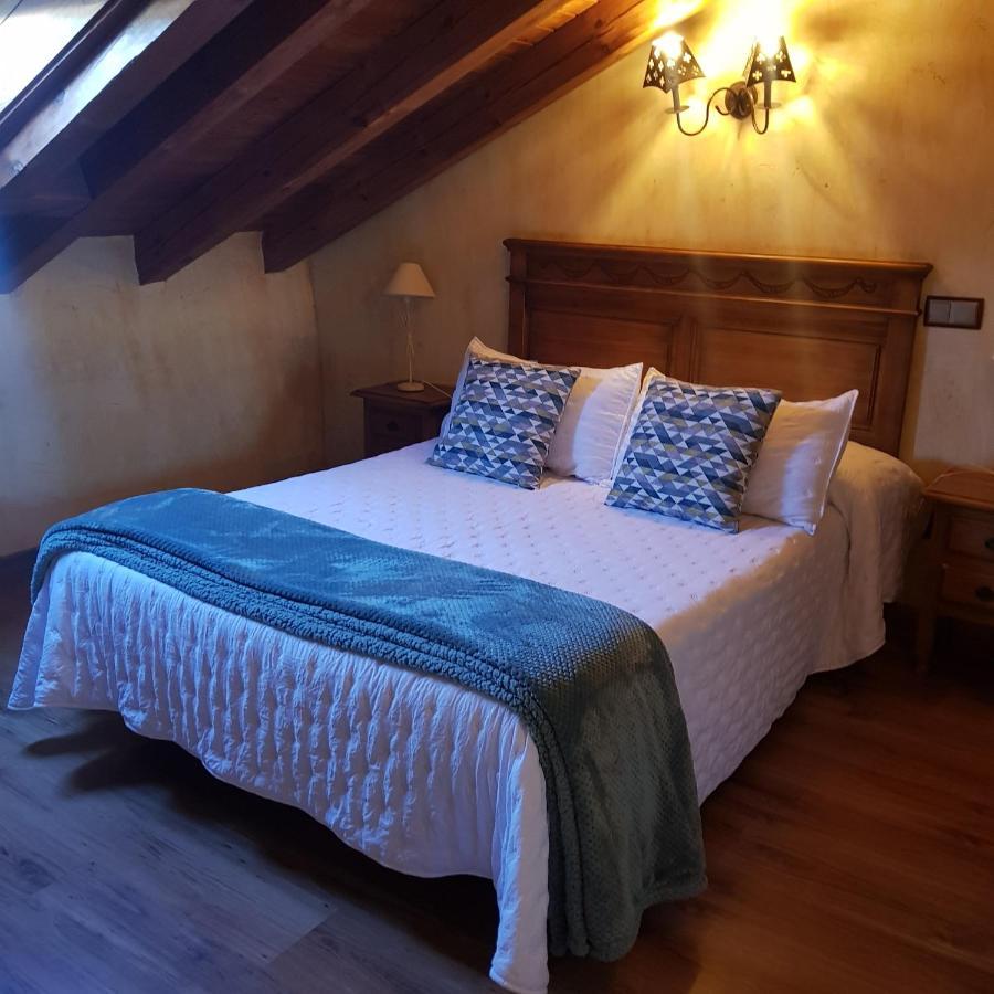 Puerta Al Duraton Bed & Breakfast Sebulcor ห้อง รูปภาพ