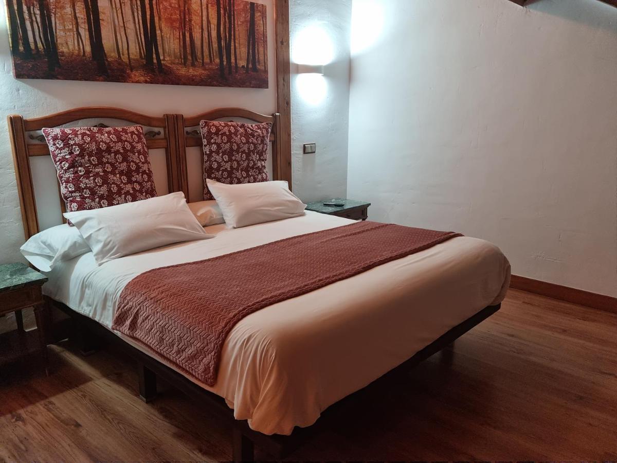 Puerta Al Duraton Bed & Breakfast Sebulcor ภายนอก รูปภาพ